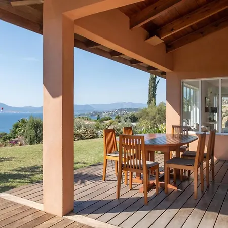 Caonia - Pool With Sea View - By Tgb Villa Pietrosella