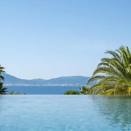 Caonia - Pool With Sea View - By Tgb Willa Pietrosella