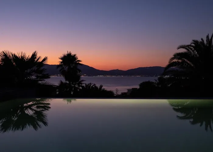 Caonia - Pool With Sea View - By Tgb Pietrosella